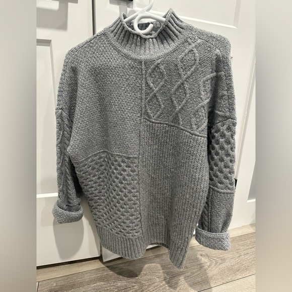❗️American Eagle Oversized Mockneck Sweater - Picture 1 of 10